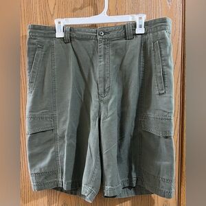 NWT Men’s Tommy Bahama Size 36 Shorts